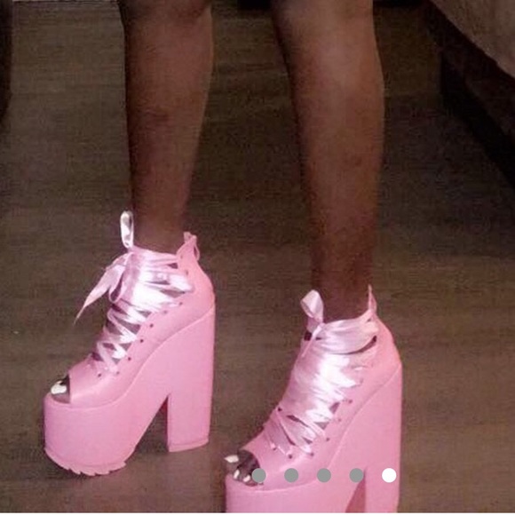 Dollskill platform heels - Picture 2 of 3